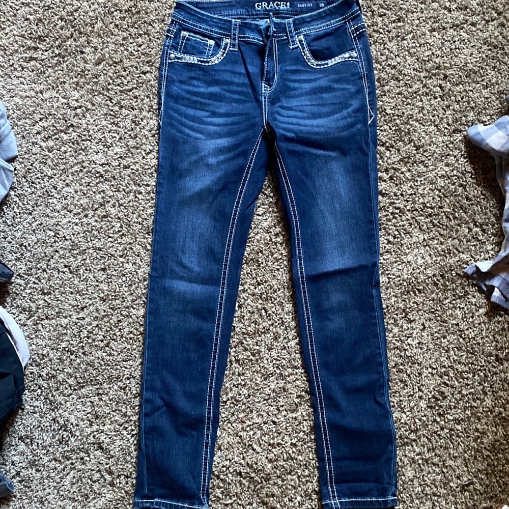Like new Grace in la size 28 easy fit jeans